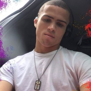 Meet your Posher, Damon